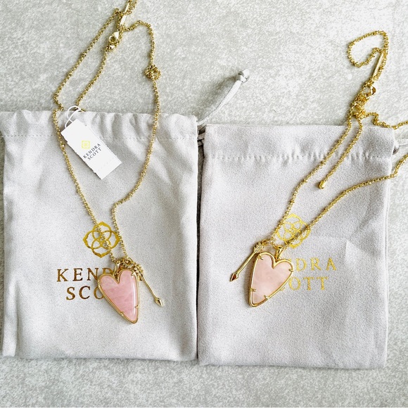 KENDRA SCOTT Ansley Heart Pendant Necklace In Rose Quartz - Picture 2 of 16
